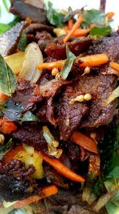 Ayam goreng kunyit | resepi ayam goreng kunyit ala thai simple & tips ayam rangup dan sedap. Daging Goreng Ala Thai Setengah Resepi Paling Sedap Facebook