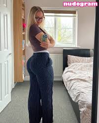 Avalynn Rose  MommyMewtwo  _mommymewtwo  avalynnrose Nude Leaks OnlyFans  Photo 115 - v2.0 | dvir.ru