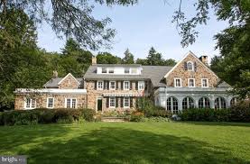 Top agents only · totally free · all brokerages 4001 Montchanin Road Wilmington De 19807 Mls Denc484852 Wilmington Multi Family Homes House Designs Exterior
