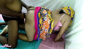 Dost Ki Maa Uske Papa Ki Pahli Puntithi Par Choda Bedroom Me: Asian Asian  Porn