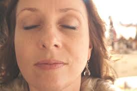 Juliette Nolan's Instagram, Twitter & Facebook