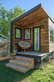 Woman Builds Mortgage Free Tiny House For 11k Diy Tiny House Small House Tiny House