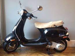 See more ideas about vespa, vespa lx, vespa scooters. New 2009 Vespa Lx 150 Black Vespa Lx Vespa Black