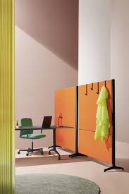 Jorge pensi design studio sus diseños minimalistas, elegantes y expresivos han sido galardonados con numerosos premios. Ypsilon Connect By Jorge Pensi Design Studio Contemporary Design Design Studio White Board
