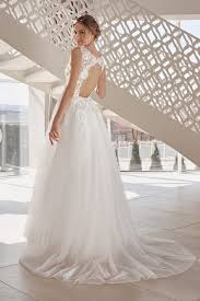 Comment s habiller pour un mariage champetre 50 idees haut en style. Robes De Mariee Champetre Chic Boutique Cote Mariage A Chambery