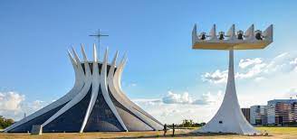 The country called for a competition to establish the new capital in 1956. Spotlight Oscar Niemeyer Archdaily