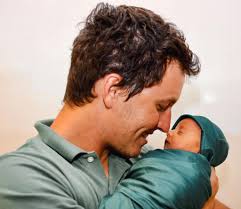 What are recommendations for newborn family studio sessions in DeLand?