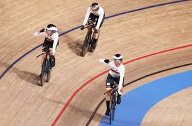 The 24 riders in both men's and women's bmx races will battle it out on a 400m long course. 2kxjcqudd7fxm