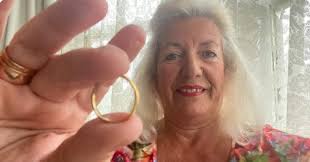 Scots OAP, 85, reunited with wedding ring stolen 30 YEARS AGO after Twitter  plea |