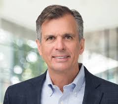 Kenneth Slaght's Instagram, Twitter & Facebook