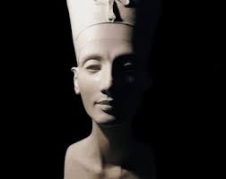 Nefertiti Bust (nofretete). Jade and Gold Finish. Painted and Aged by  Historian Artists. EXACTLY Like the Original. High Quality Resin
