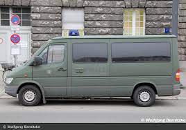 Sie interessieren sich für den bereich rettungsdienst und krankentransportwesen? Einsatzfahrzeug B 3298 Mb Sprinter 312 D Tatortfahrzeug Lka Kti 23 Bos Fahrzeuge Einsatzfahrzeuge Und Wachen Weltweit