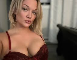 ECCIE Worldwide - NickiLews Bio Page