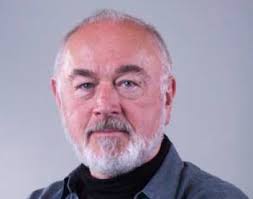 Peter joseph egan (28 eylül 1946 doğumlu), big breadwinner hog , geleceğin george iv of the united kingdom filmindeki hogarth da dahil olmak üzere televizyondaki rolleriyle tanınan bir i̇ngiliz aktör. Peter Egan Tardis Fandom