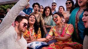 Weil die mit archie schwangere meghan nicht zur hochzeitsfeier von priyanka und nick jonas (28) im dezember 2018 nach indien reiste, kamen allerdings gerüchte auf, dass die freundschaft. Promi Hochzeit Priyanka Chopra Und Nick Jonas Haben Geheiratet Augsburger Allgemeine