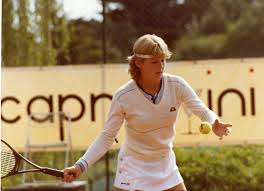 Április 26.) női párosban grand slam győztes magyar teniszező. Huntennis On Twitter Temesvari Andrea Ma 50 Eves Boldog Szuletesnapot Kivanunk