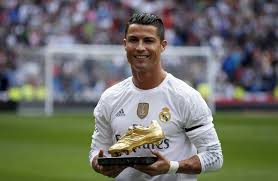 هو لاعب كرة قدم برتغالي يلعب مهاجمًا لنادي يوفنتوس في الدوري الإيطالي و‌ منتخب البرتغال. ØµÙˆØ± ÙƒØ±ÙŠØ³ØªÙŠØ§Ù†Ùˆ Ø±ÙˆÙ†Ø§Ù„Ø¯Ùˆ ÙˆÙ‡Ùˆ ØµØºÙŠØ± Ø®Ù„ÙÙŠØ§Øª Ø¬ÙˆØ¯Ø© Ø¹Ø§Ù„ÙŠØ© Ø¨Ø§Ù„Ø¬ÙˆÙ„