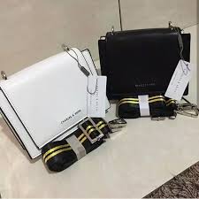 Yang mana secara produk merupakan produk import. Tas Selempang Charles Keith Wanita Simply Tas Wanita Ck Nylon Kekinian Shopee Indonesia