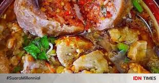 Resep dan cara membuat bakso di jamin puas dengan hasilnya ikutin step by step ya dan tips supaya blender tidak rusak saat. Resep Bakso Mercon Isi Cabai Yang Bikin Nagih