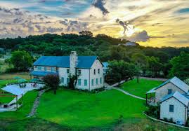 Maybe you would like to learn more about one of these? Behr House Bed And Breakfast