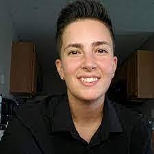 Lisa Cusimano's Instagram, Twitter & Facebook