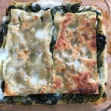 Al termine della cottura, falle raffreddare leggermente e servile. Lasagna Broccoli E Salsicce Caffe Cannella