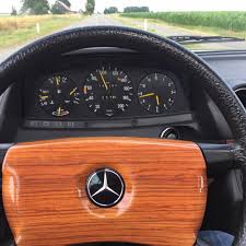 Dodie Our 1985 Mercedes Benz W123 200t Is Equipped With This Gorgeous Zebrano Centerpiece On He Mercedes Benz Maybach Mercedes Benz Classic Mercedes Benz