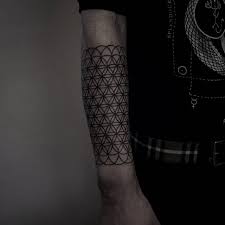 The flower of life is said to be over 6,000 years old and is composed of several concentric, equal, overlapping circles. Flower Of Life Patterned Forearm Tattoo