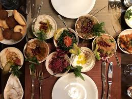 Al Salam Restaurant Mittem Im Orient In Der Kolner Innenstadt