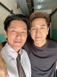 品冠与儿子Jayden携手腾讯音乐TME一起做公益，父子俩首次正式合唱歌曲《最美的问候》。  这首歌原先创作发表于2014年，是品冠送给儿子Jayden1岁时的礼物，唱出他对孩子发自肺腑的父爱，从朴实又暖心的歌词中传达出期盼孩子“长大后要轻松、要快乐，做自在的人”。  时隔8年后 ...