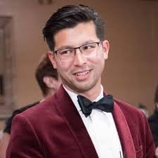 Chris Wolff (@DontCry_Wolff)