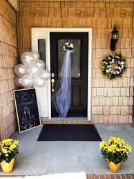 11 Simple Romantic Wedding Decorations For House Wedding Decorations On A Budget Bridal Shower Rustic Bridal Shower Decorations Bridal Shower Brunch