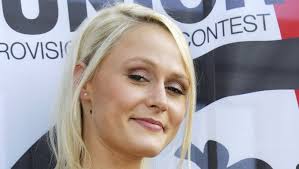 Maureen's horoscope is scorpio according maureen louys is not dating with anyone. Des Couples Se Forment A La Rtbf Tele 7sur7 Be
