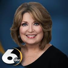 Jennie Montgomery's Instagram, Twitter & Facebook