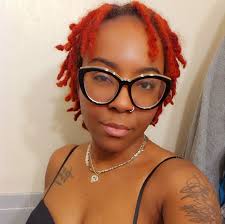 The hunting wives should've been called the hunchin wives 🤣#Thehuntingwives