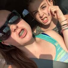 Kim Loucks (@loucks_rennie)