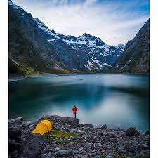 lake marian this little slice of new zealand heaven can be found in the darran mountains of th hiking new zealand new zealand travel new zealand south island