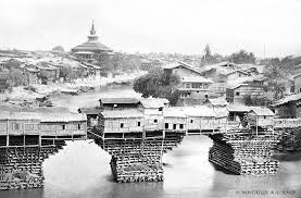 Srinagar, Kashmir, in the 1890s— the ...