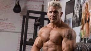 Andy haman trains arms at metroflex gym with the chains and some circus. Zu4abbucv7ngem