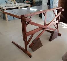 Pin By Fmck Studio On Mobiliario Chido Standing Desk Diy Adjustable Diy Desk Diy Standing Desk