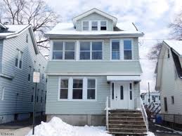 Hud Home 2 Unit Colonial Unit 1 Has 2 Br And Unit 2 Has 3 Br Both Units Have Bonus Rooms Off The Living Room Area Full Basement With Hud Homes Hud H