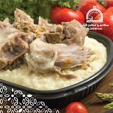 أرز سليق بلحم بالنفر العشاء مطاعم و مطابخ الباني بمكة المكرمة