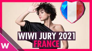 La rédaction du 13 heures l'a suivie dans sa dernière journée de préparation. Eurovision Review 2021 France Barbara Pravi Voila Wiwi Jury Youtube