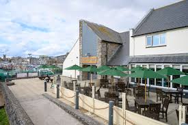 Lockyers quay table table was last inspected by food safety officers from plymouth city council on tue 5 nov 2019 and was awarded a food safety score of 5 (very good). Lockyers Quay Cookhouse Pub Plymouth Restaurants
