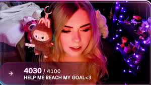 Erika Corona (@erikacoronaa)