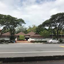 Taman burung pulau pinang ei tegutse valdkondades pargid, traktorid ja põlluharimisseadmed. Photos At Penang Bird Park Park In Seberang Jaya