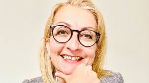 Eric Averill's Instagram, Twitter & Facebook