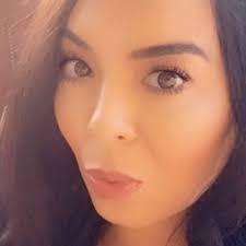 Iyshia Wells's Instagram, Twitter & Facebook