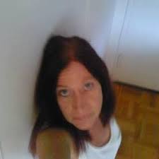 Are dogs allowed off leash around the grounds at Orchard?