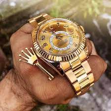 The sky dweller got itself a handsome 42mm case with various shimmering colors of yellow gold, white gold, everose gold with bracelets of oyestersteel. Rolex Sky Dweller Premium Quality At Attractive Price In 2021 Luxury Watches For Men Rolex Rolex Watches